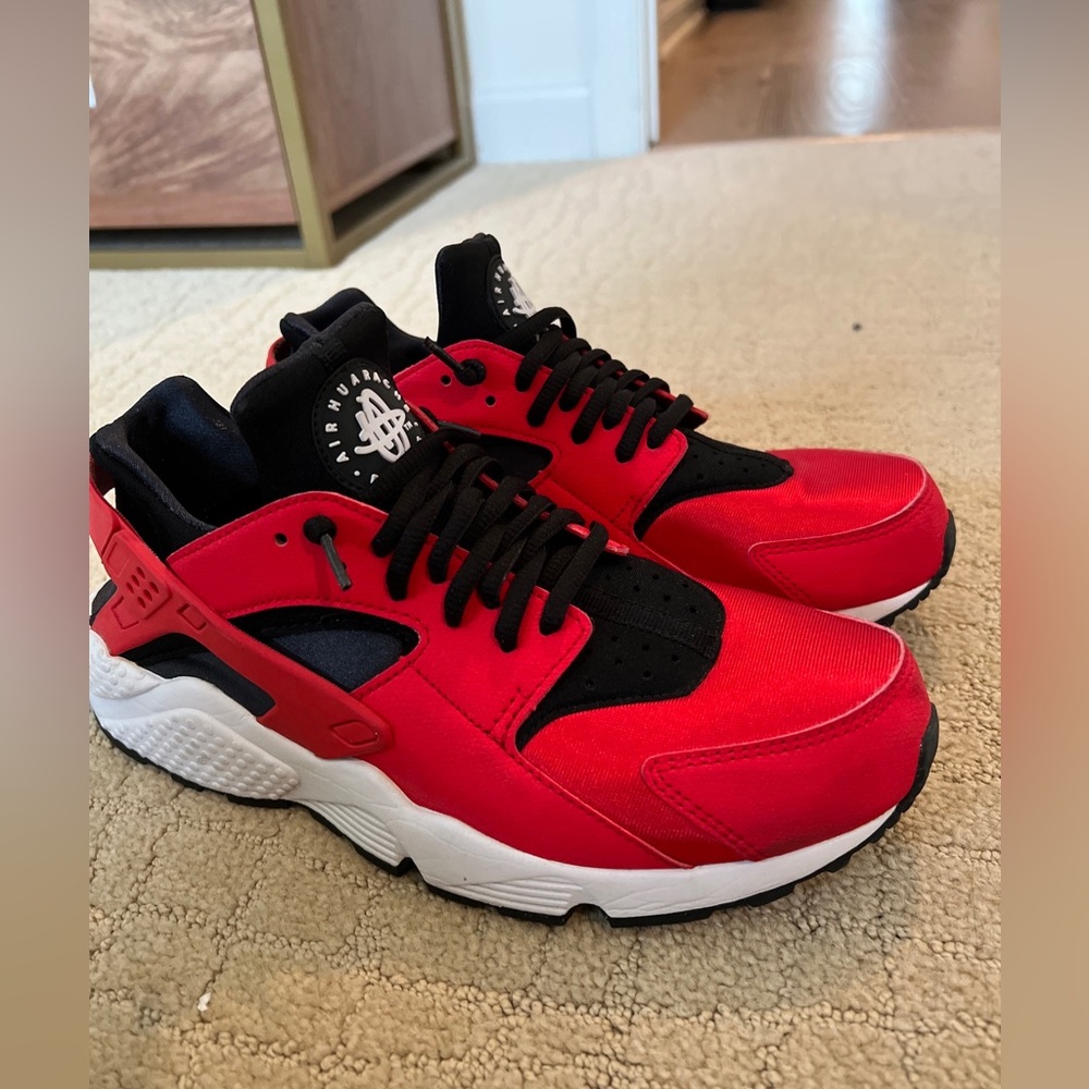 Nike Air Huarache ‘Bred’ womens 20